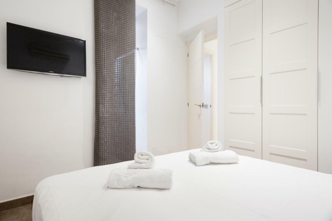 Stay U-Nique Apartments Eixample Center 바르셀로나 외부 사진
